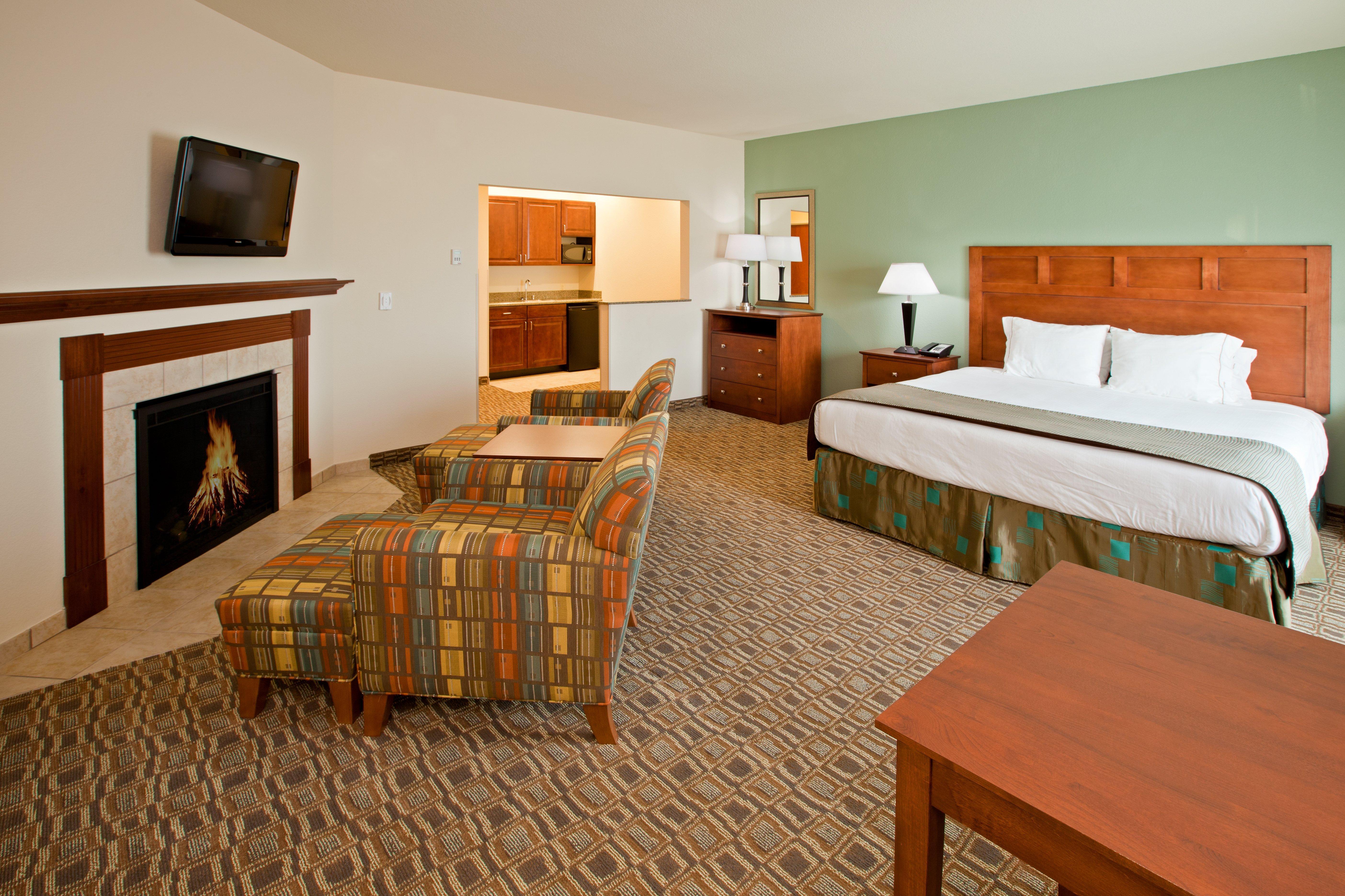 Holiday Inn Express & Suites Ripley By Ihg Bagian luar foto
