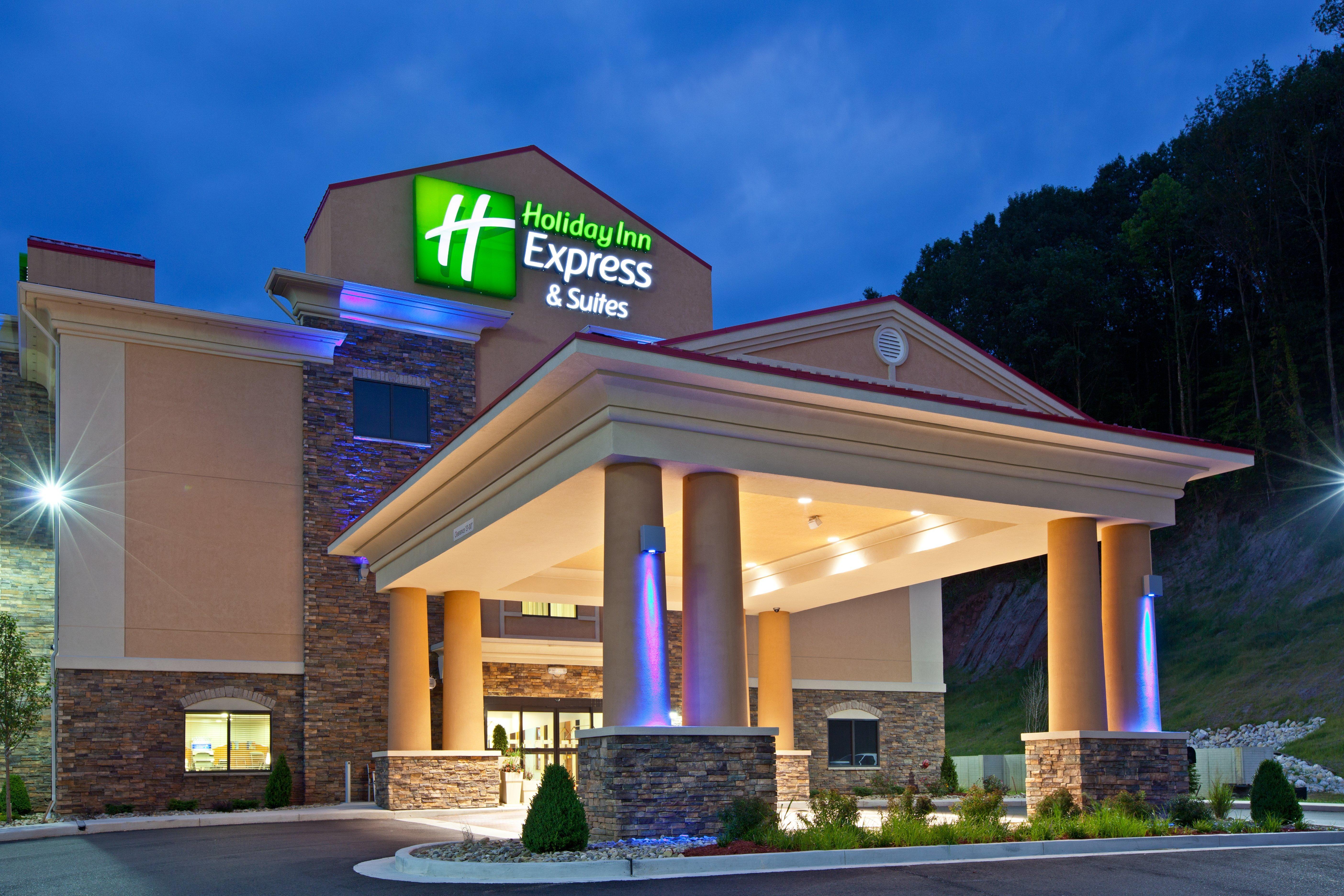 Holiday Inn Express & Suites Ripley By Ihg Bagian luar foto