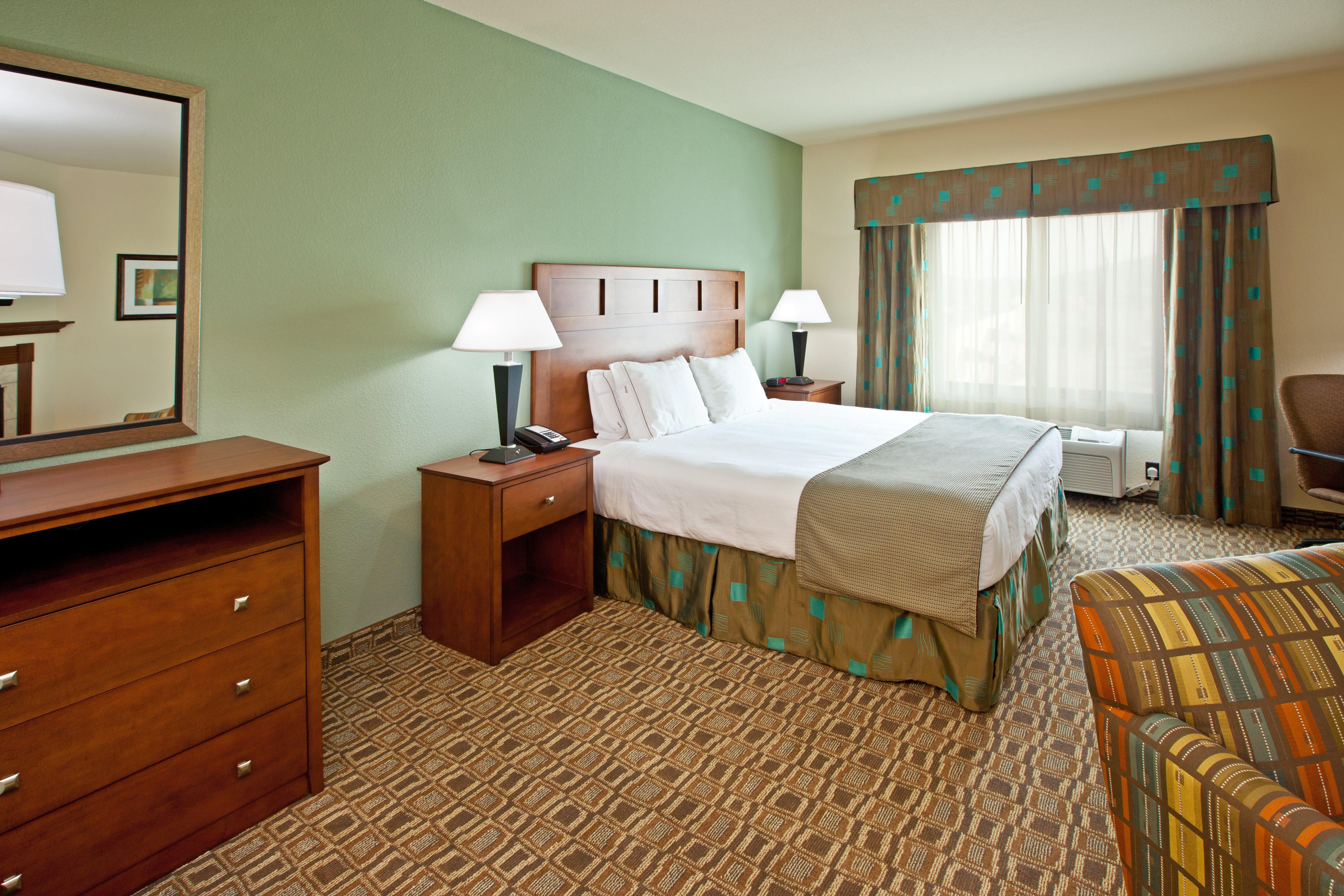 Holiday Inn Express & Suites Ripley By Ihg Ruang foto