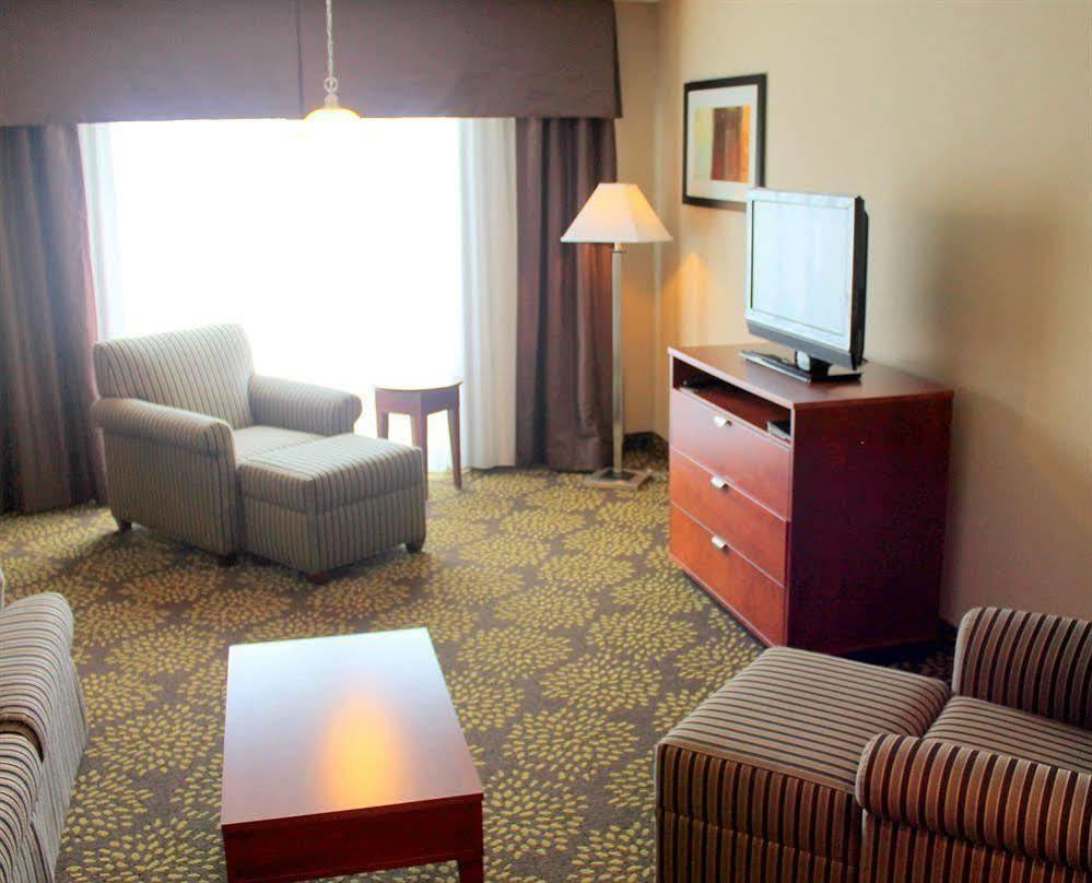 Holiday Inn Express & Suites Ripley By Ihg Bagian luar foto